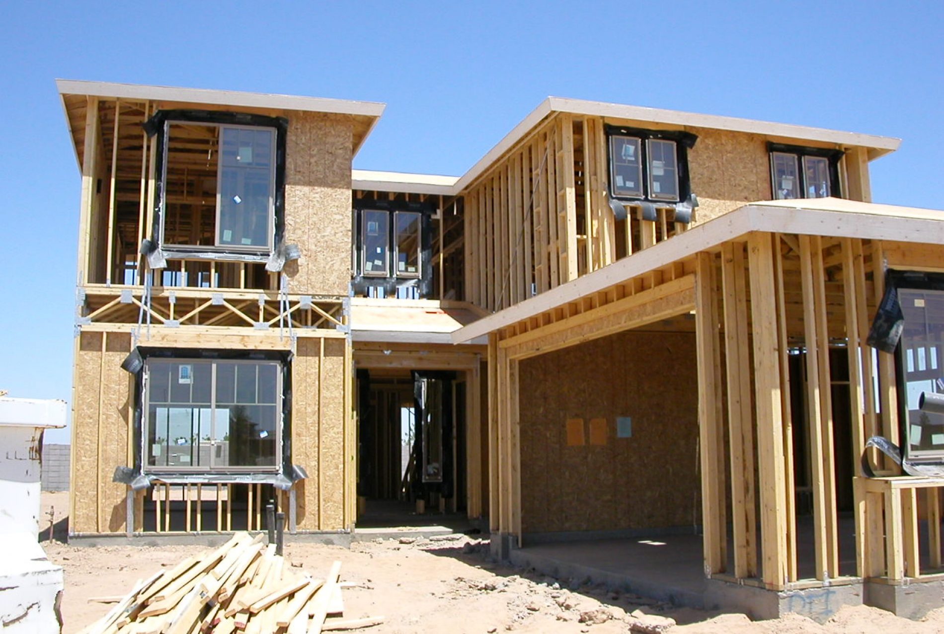 Which Public Homebuilders are Best Positioned for 2015?